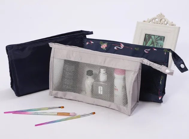 Travel Makeup Train Case Makeup Cosmetic Case Organizer Portable Pink 8 makeup bags supplier