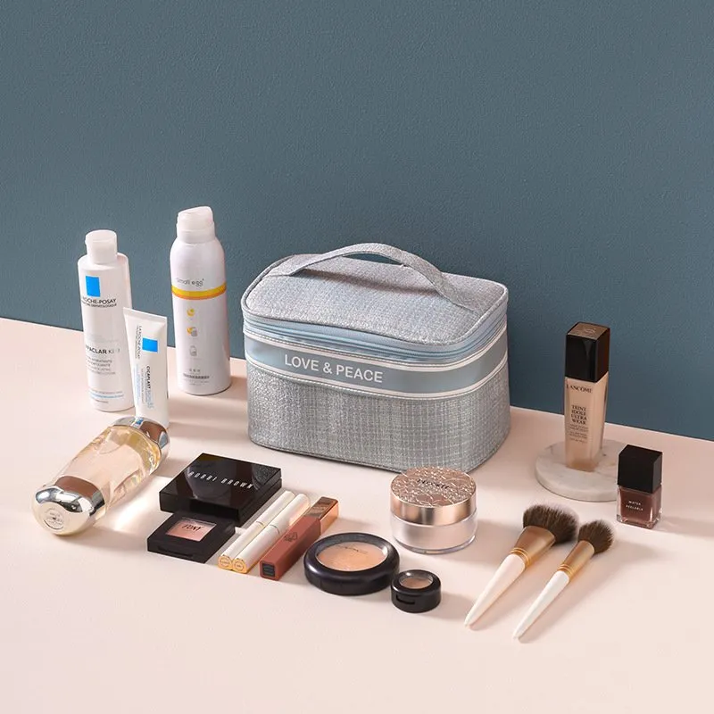 Portable Makeup Case With Cute Looking for Women and Girls 7 portable makeup case 3