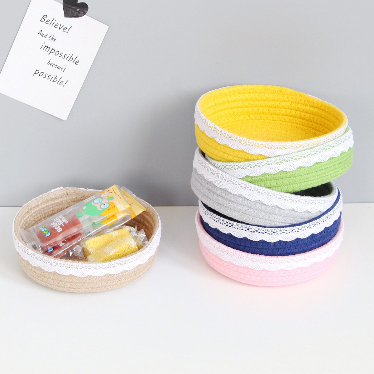 Cesta decorativa de cuerda de algodón