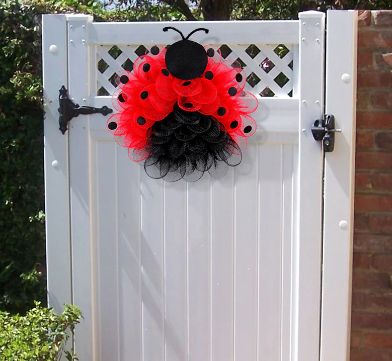 企业微信截图 20250207142044 2025020706300685 Ladybug Mesh Wreath Door Hanging Independence Day Cute Bee Wreath Window Decoration