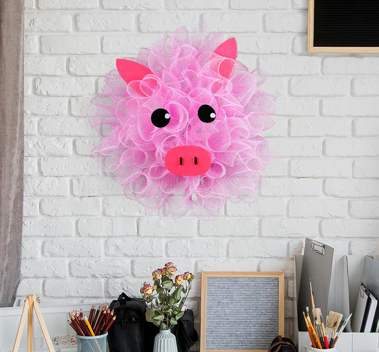 Pink Pig Cute Decorative Garland Holiday Decoration Props