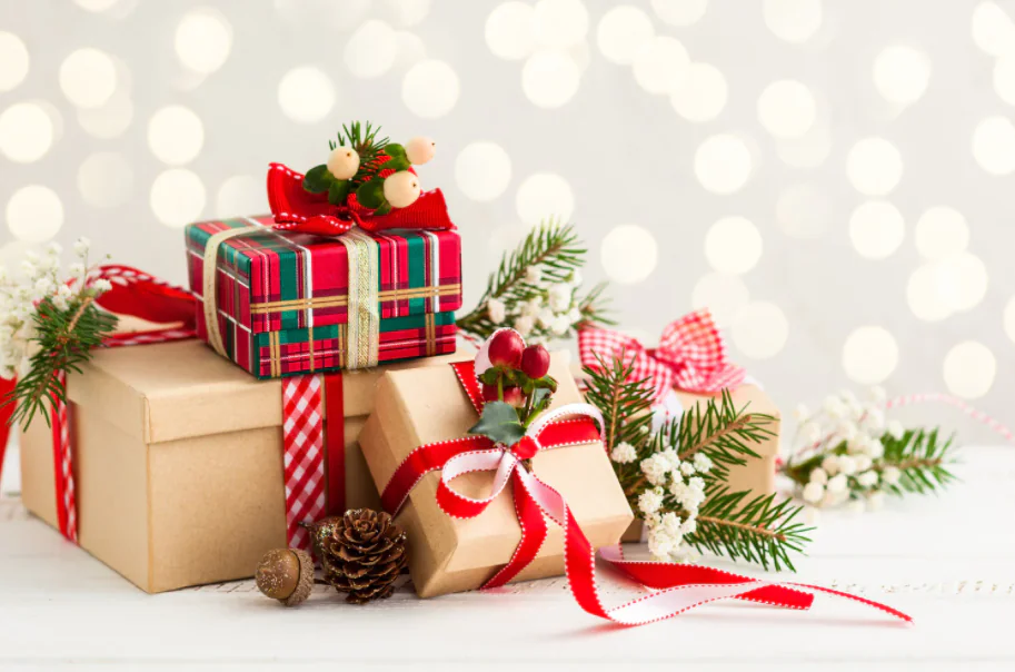 The Market Potential of Christmas-Themed Gifts: What Wholesalers Need to Know