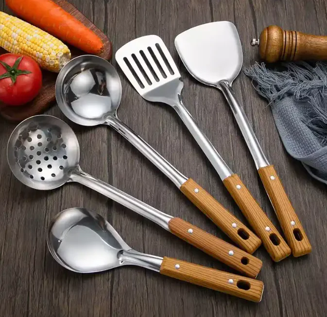 5 dicas para negociar as melhores ofertas com fábricas de utensílios de cozinha