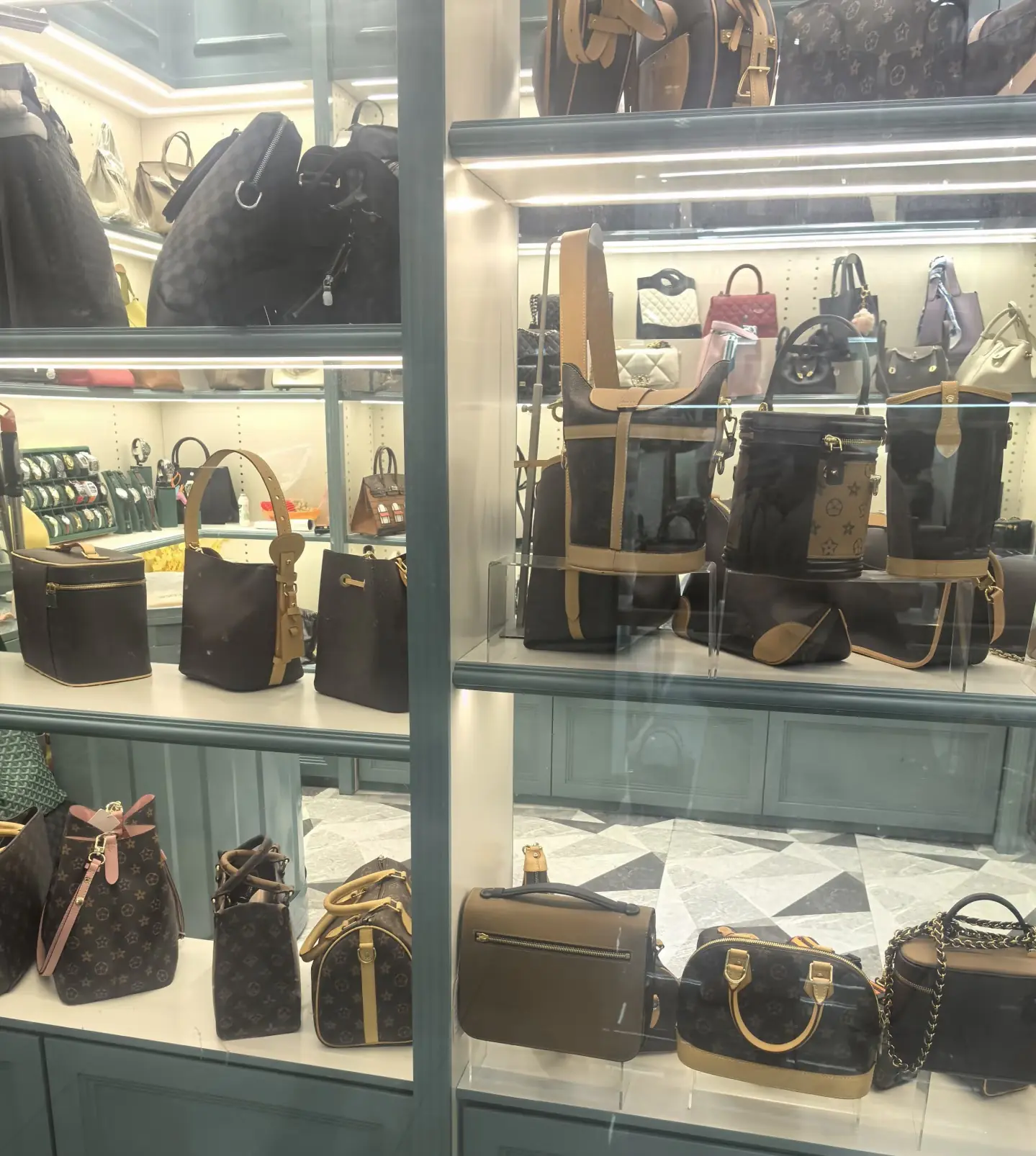 guangzhou baiyun world leather trading centre bag