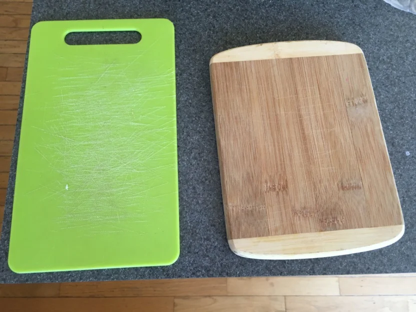 Bamboo vs. Plastic Cutting Boards