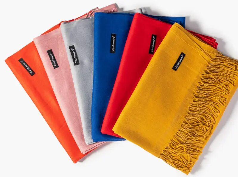 scarves-from-yiwu-accessories-market