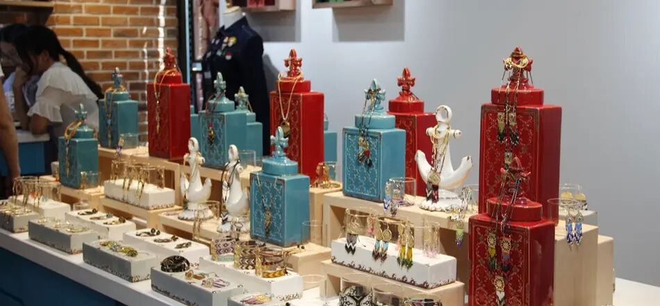 accessories-flagship-store-in-yiwu-accessories-market