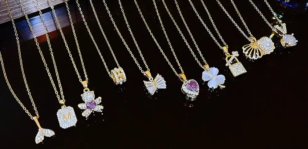 necklaces-from-yiwu-accessories-market