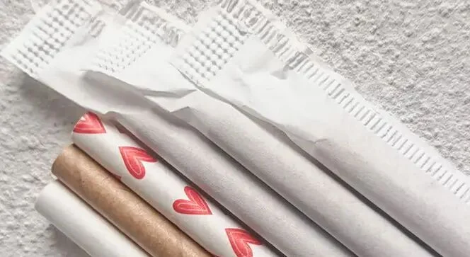 eco-friendly-wholesale-products-paper-straws